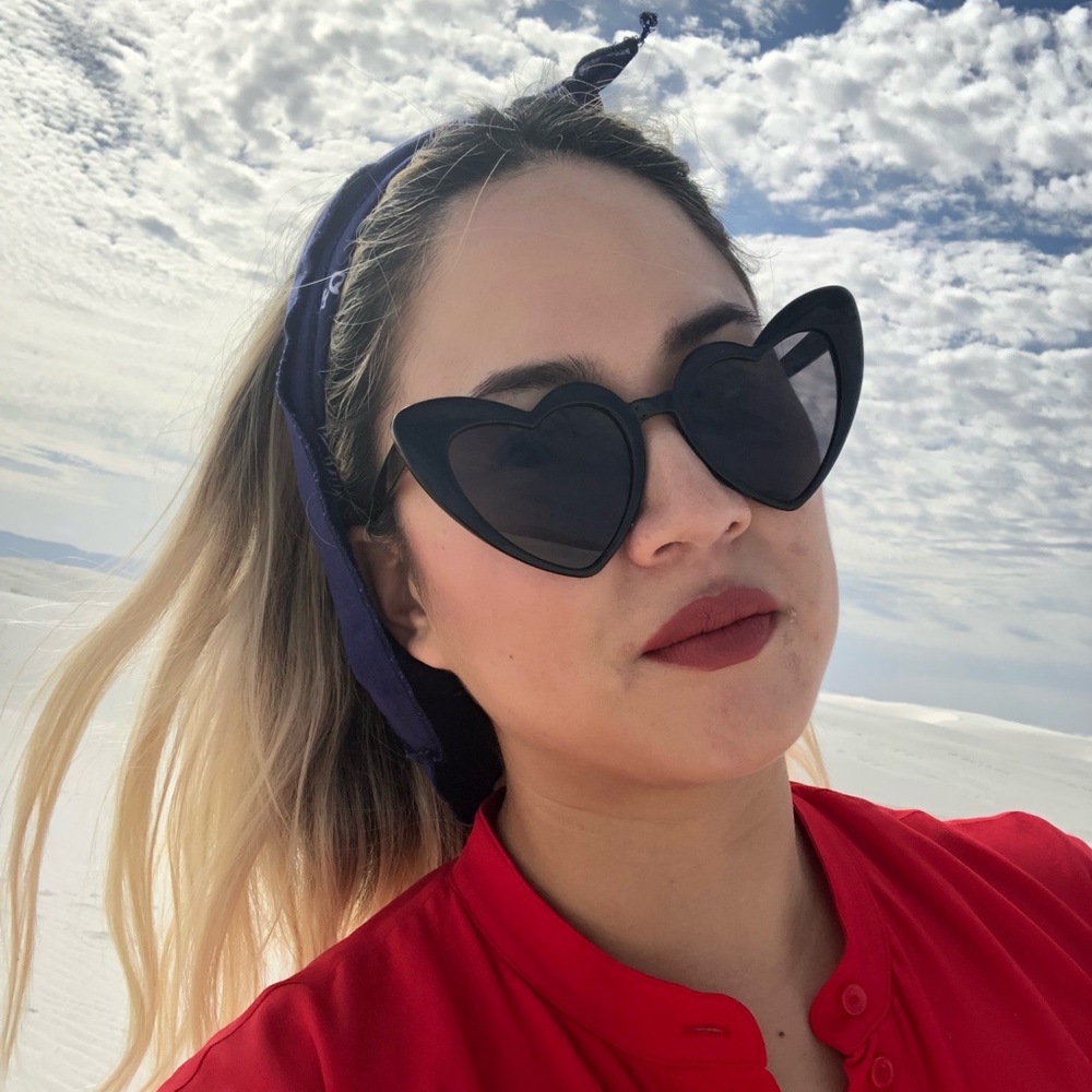 Meet your Posher, Stephanie